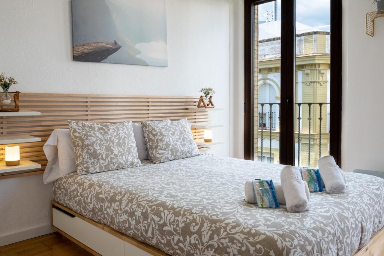 Vista Catedral Apartment Seville Ngoại thất bức ảnh